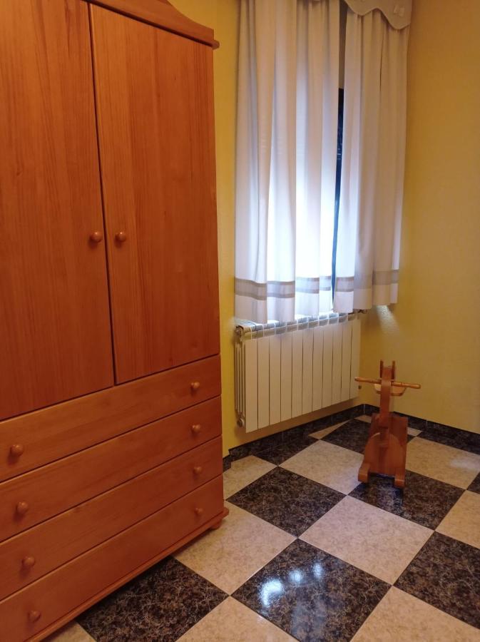 Apartamento Turistico Antigua Universidad Almagro Eksteriør billede