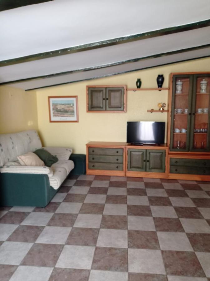 Apartamento Turistico Antigua Universidad Almagro Eksteriør billede