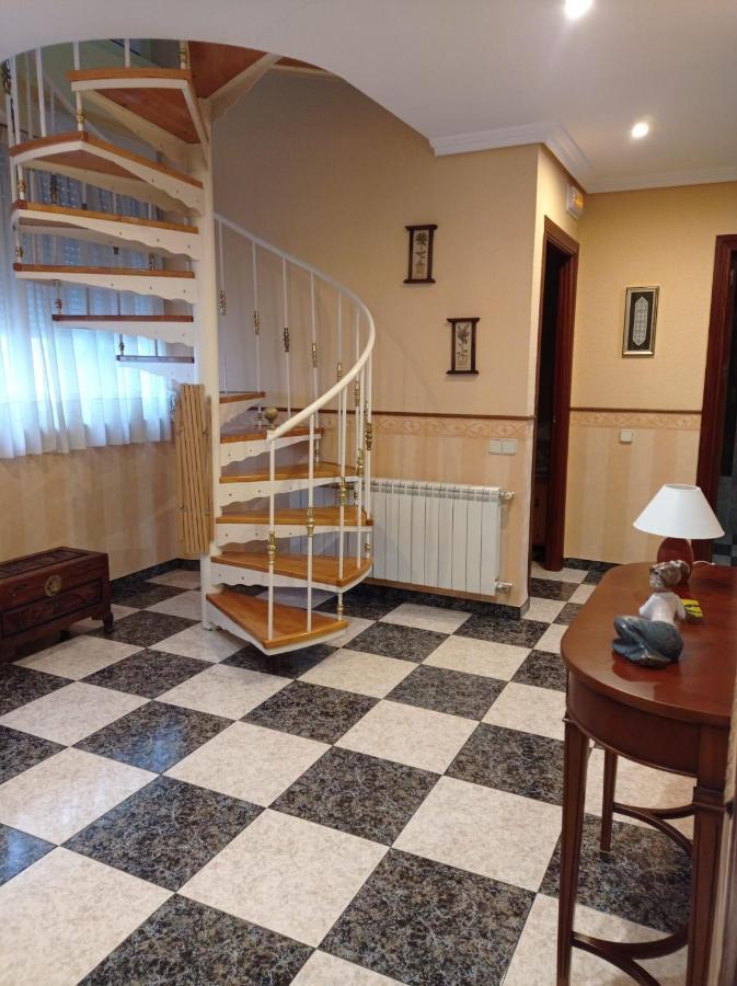 Apartamento Turistico Antigua Universidad Almagro Eksteriør billede